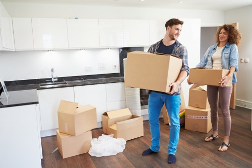 Local packing and unpacking support for homes and businesses